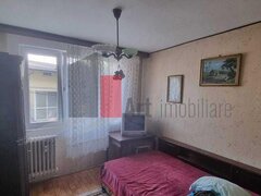 Brancoveanu, vanzare apartament decomandat 4 camere